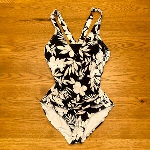 Lands End Floral Black and White women’s Swimsuit small